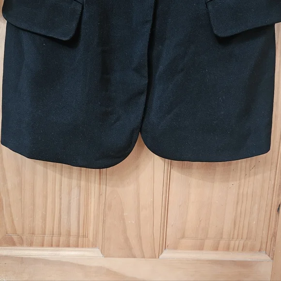 Forever 21 Women's Black Blazer Jacket With Half Cuffed Stripped Sleeves, Size M - Picture 5 of 9